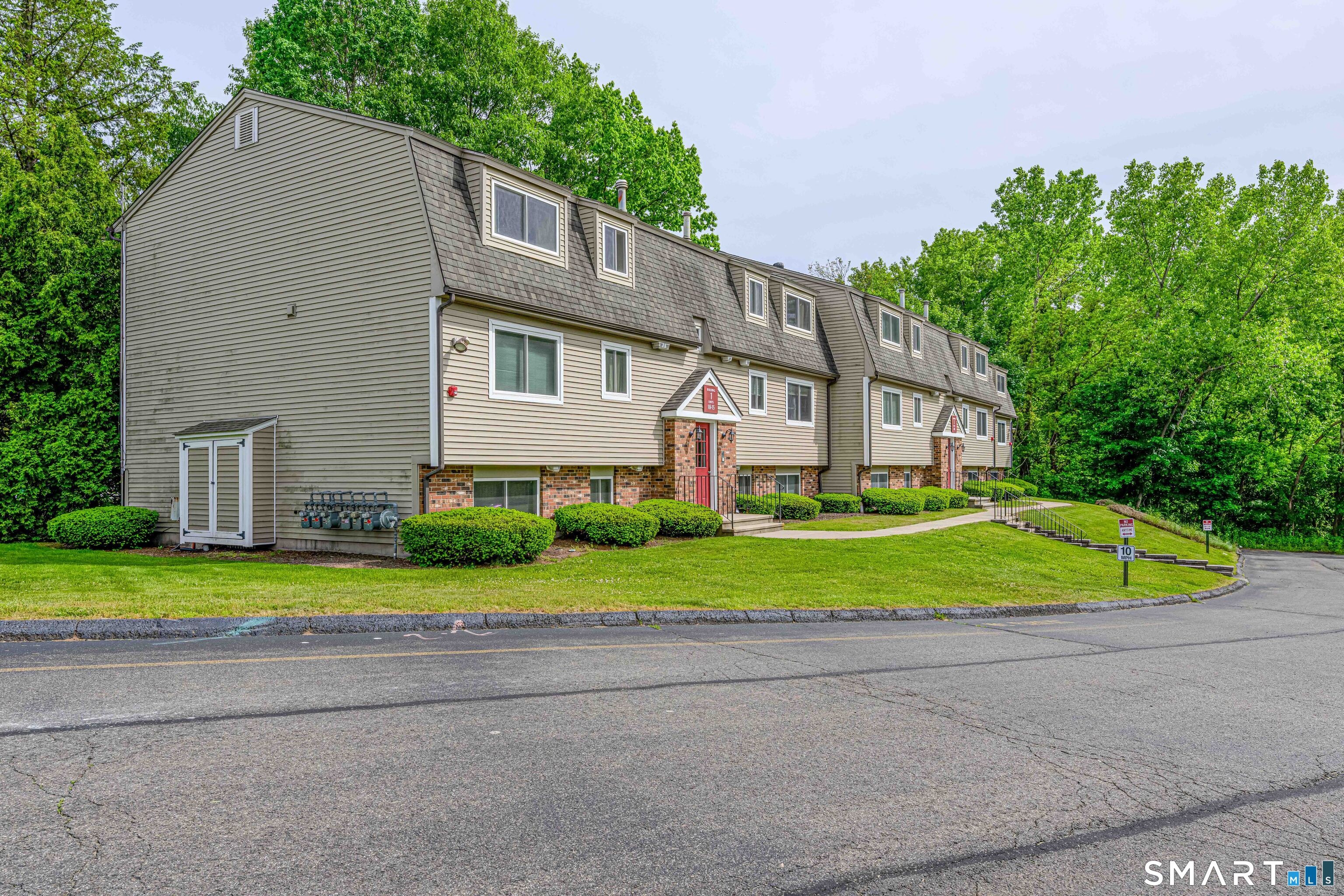 4 Evergreene Wallingford CT 06492