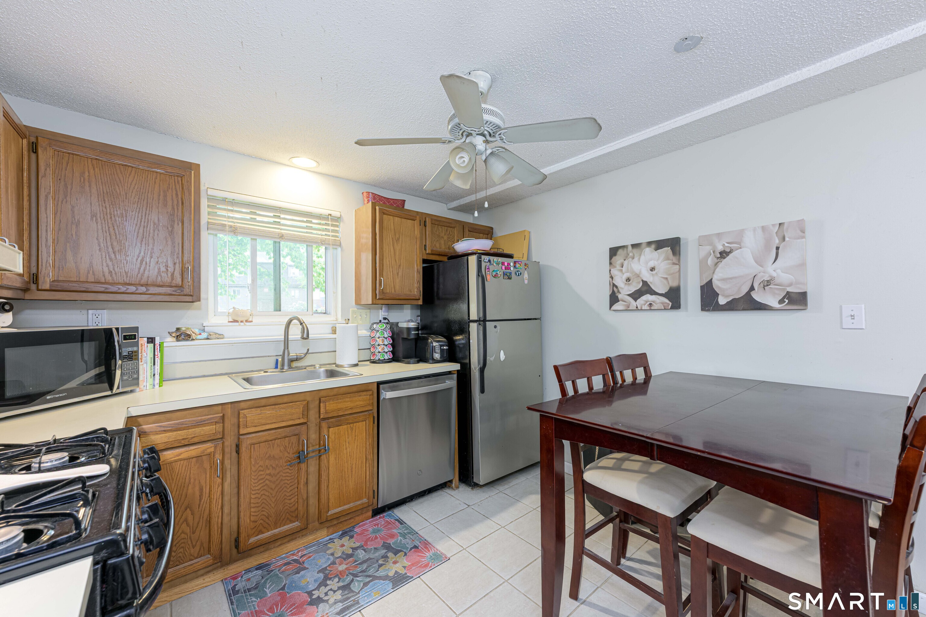 4 Evergreene Wallingford CT 06492