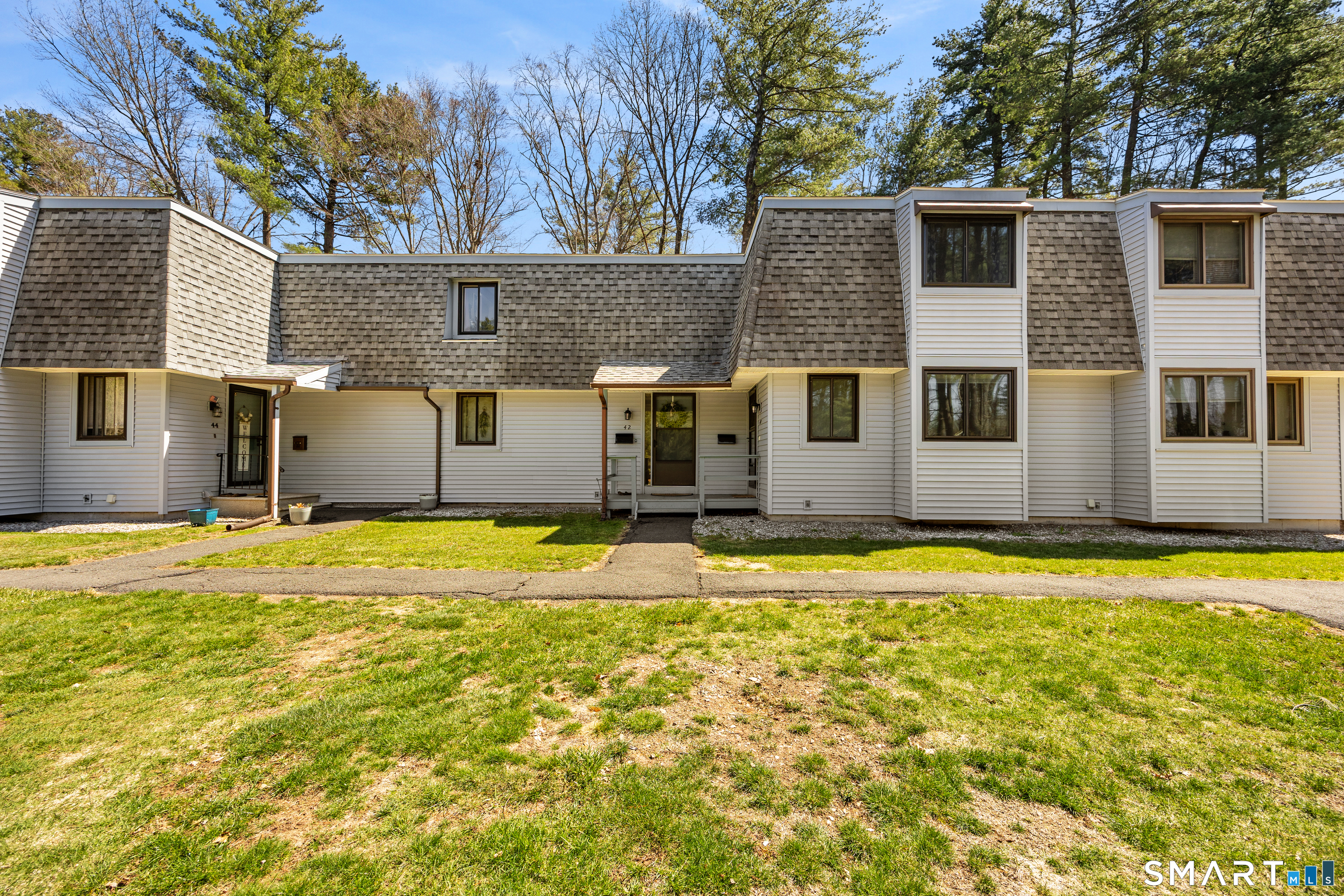 42 Northampton Lane Plainville CT 06062