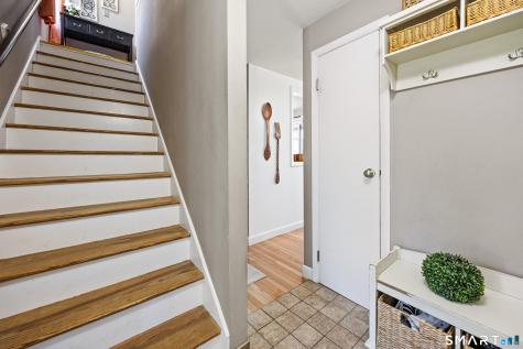 42 Northampton Lane Plainville CT 06062