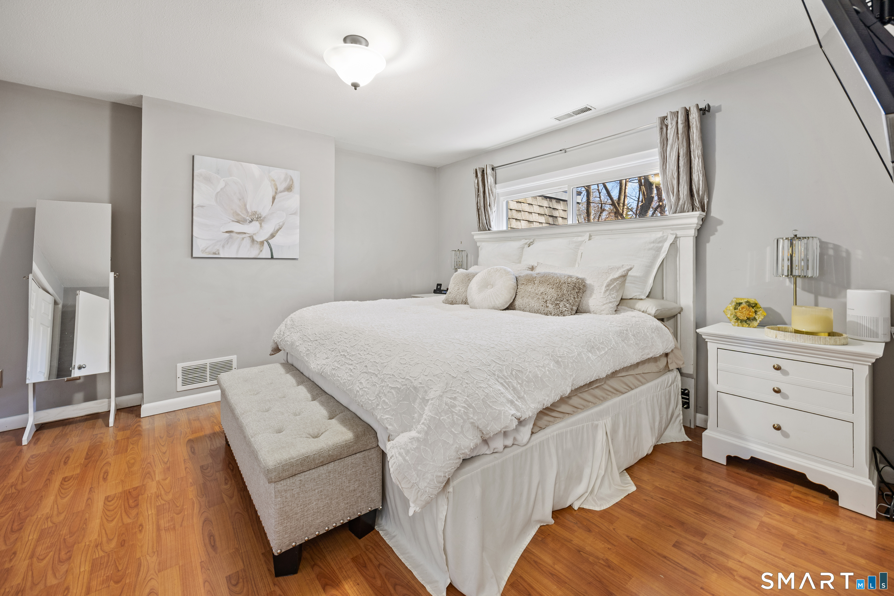 42 Northampton Lane Plainville CT 06062