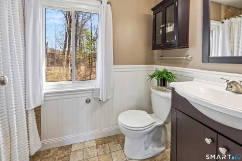 42 Northampton Lane Plainville CT 06062