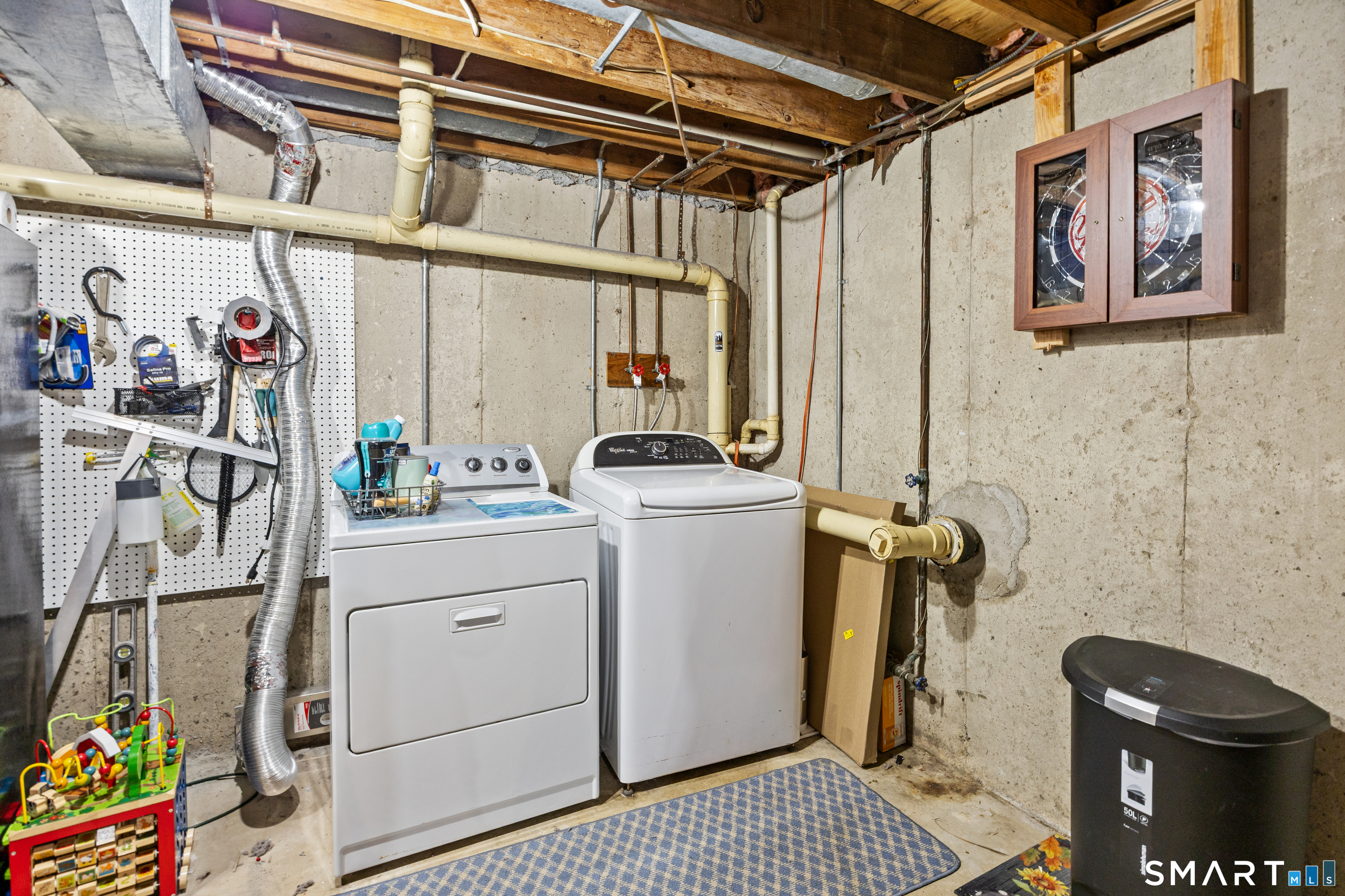 42 Northampton Lane Plainville CT 06062