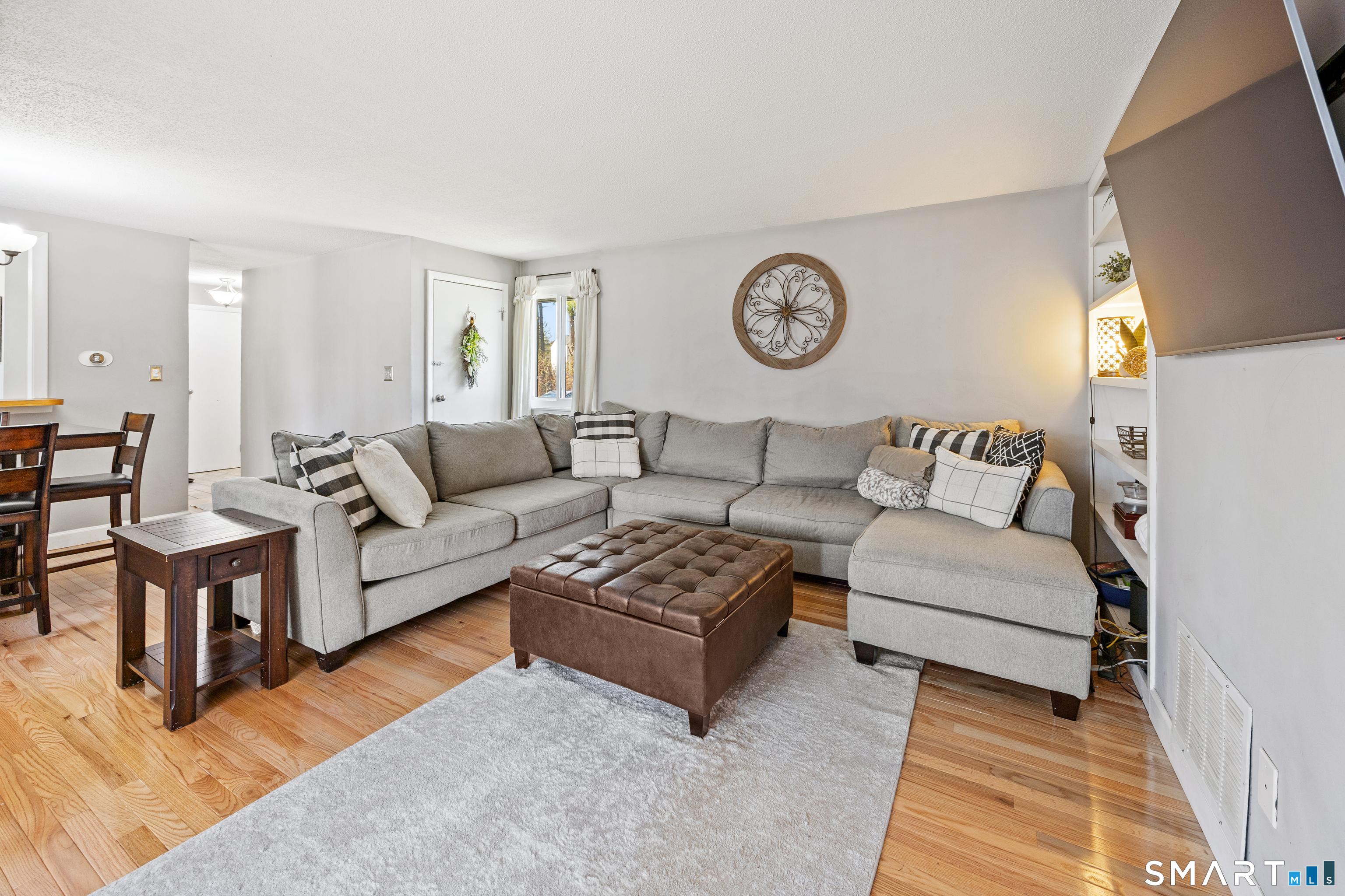 42 Northampton Lane Plainville CT 06062