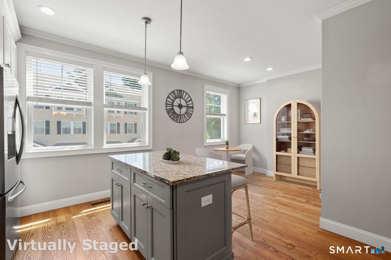 11 Village Crossing East Lyme CT 06357