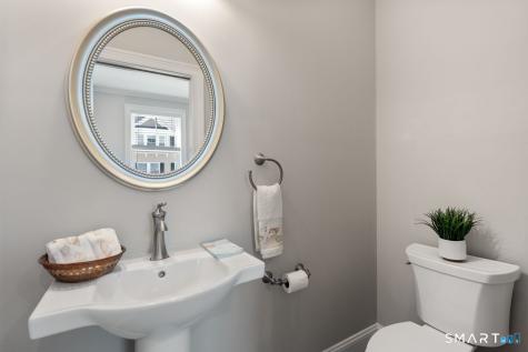 11 Village Crossing East Lyme CT 06357