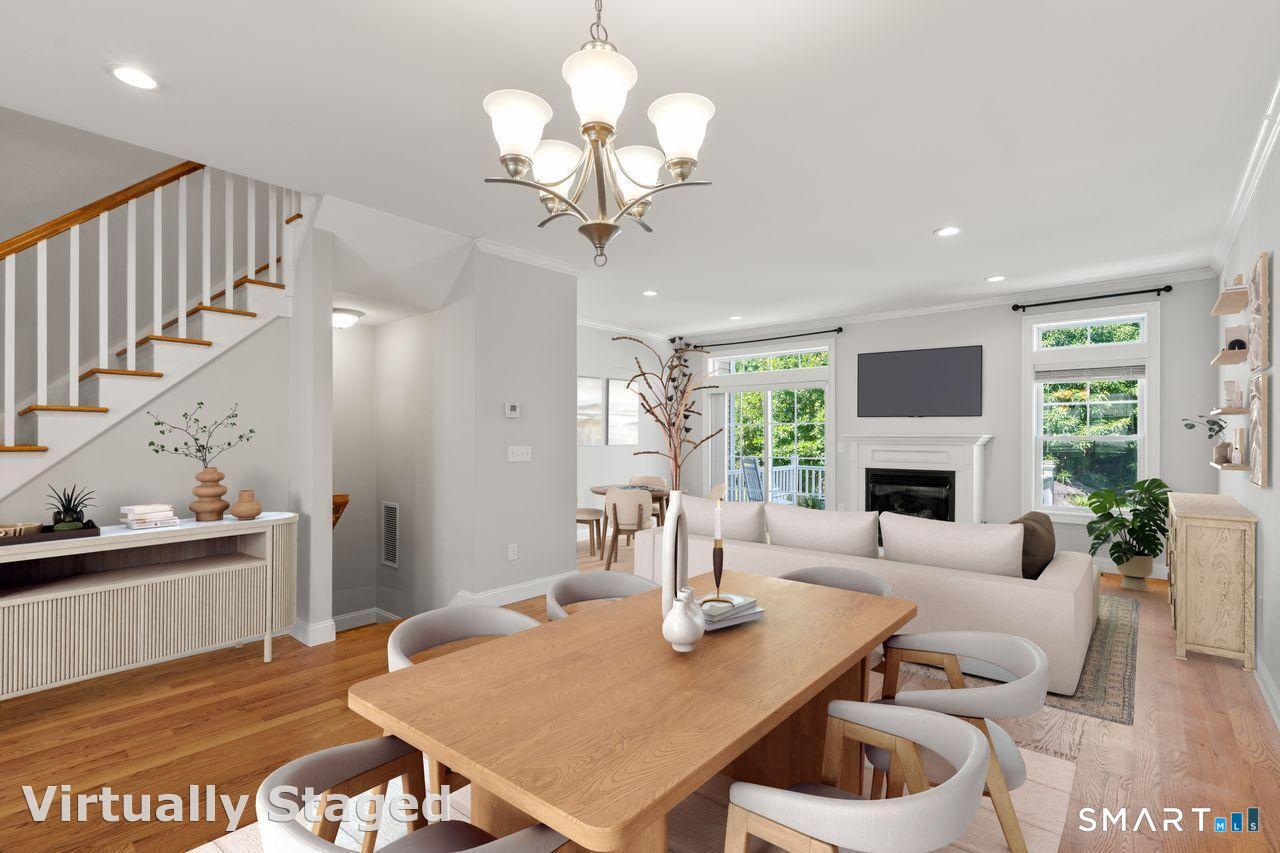 11 Village Crossing East Lyme CT 06357