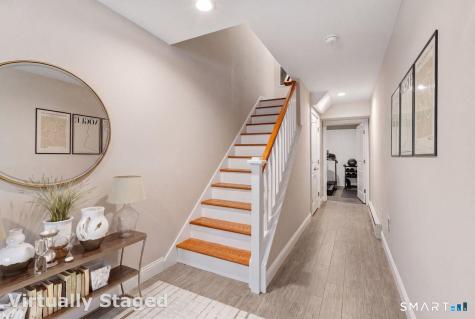 11 Village Crossing East Lyme CT 06357