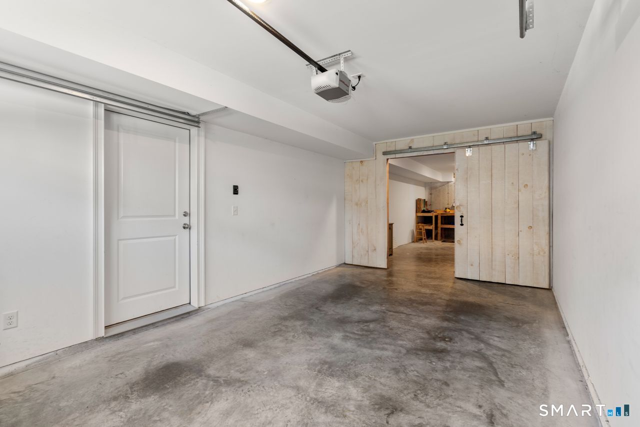 11 Village Crossing East Lyme CT 06357