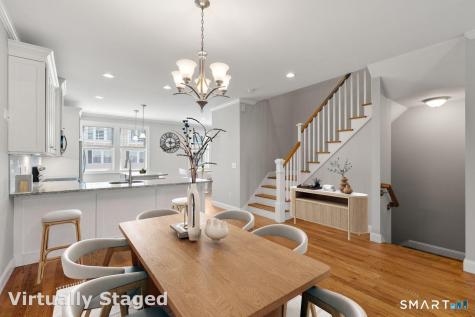 11 Village Crossing East Lyme CT 06357