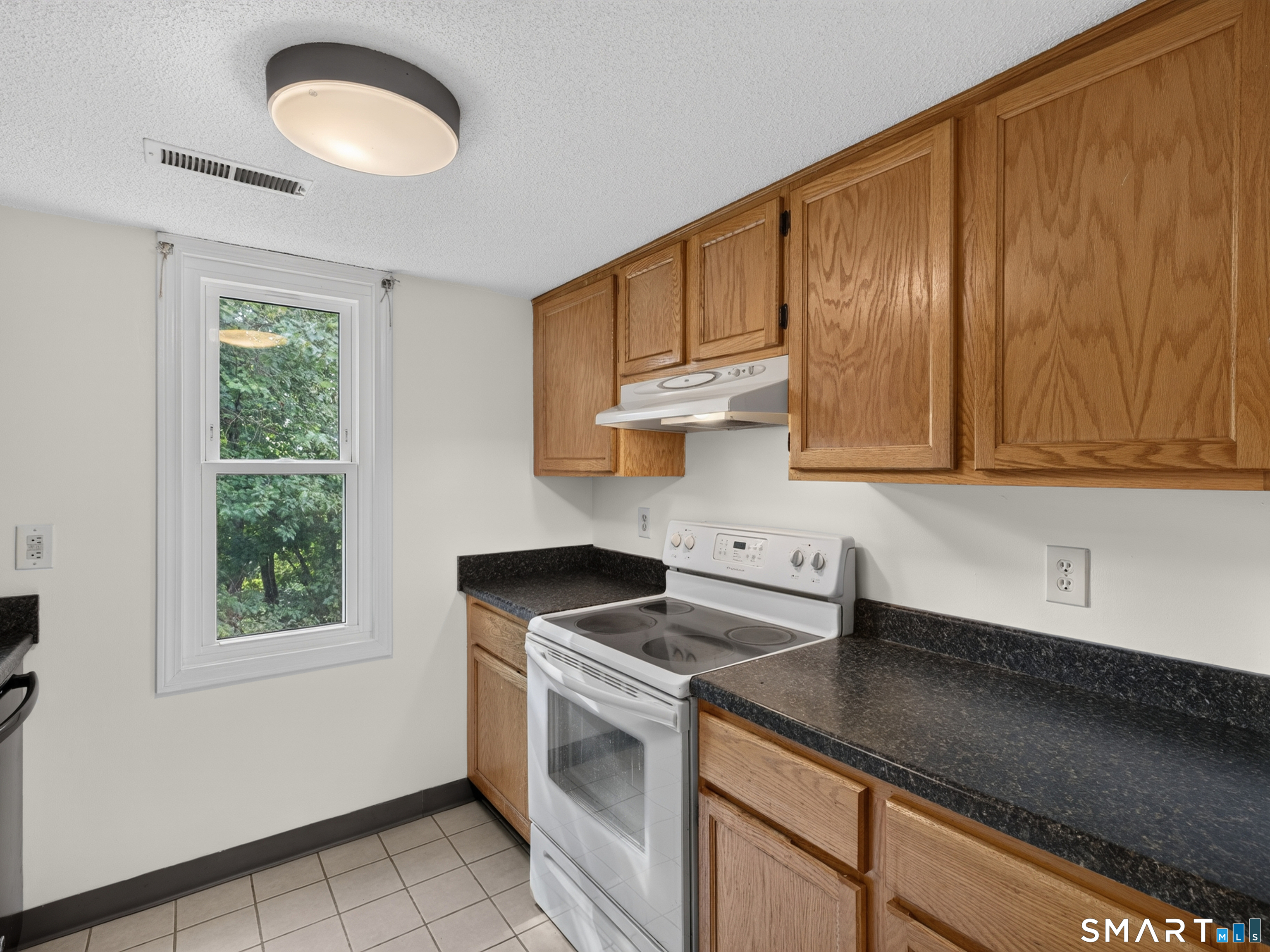 173 Russo Avenue East Haven CT 06512