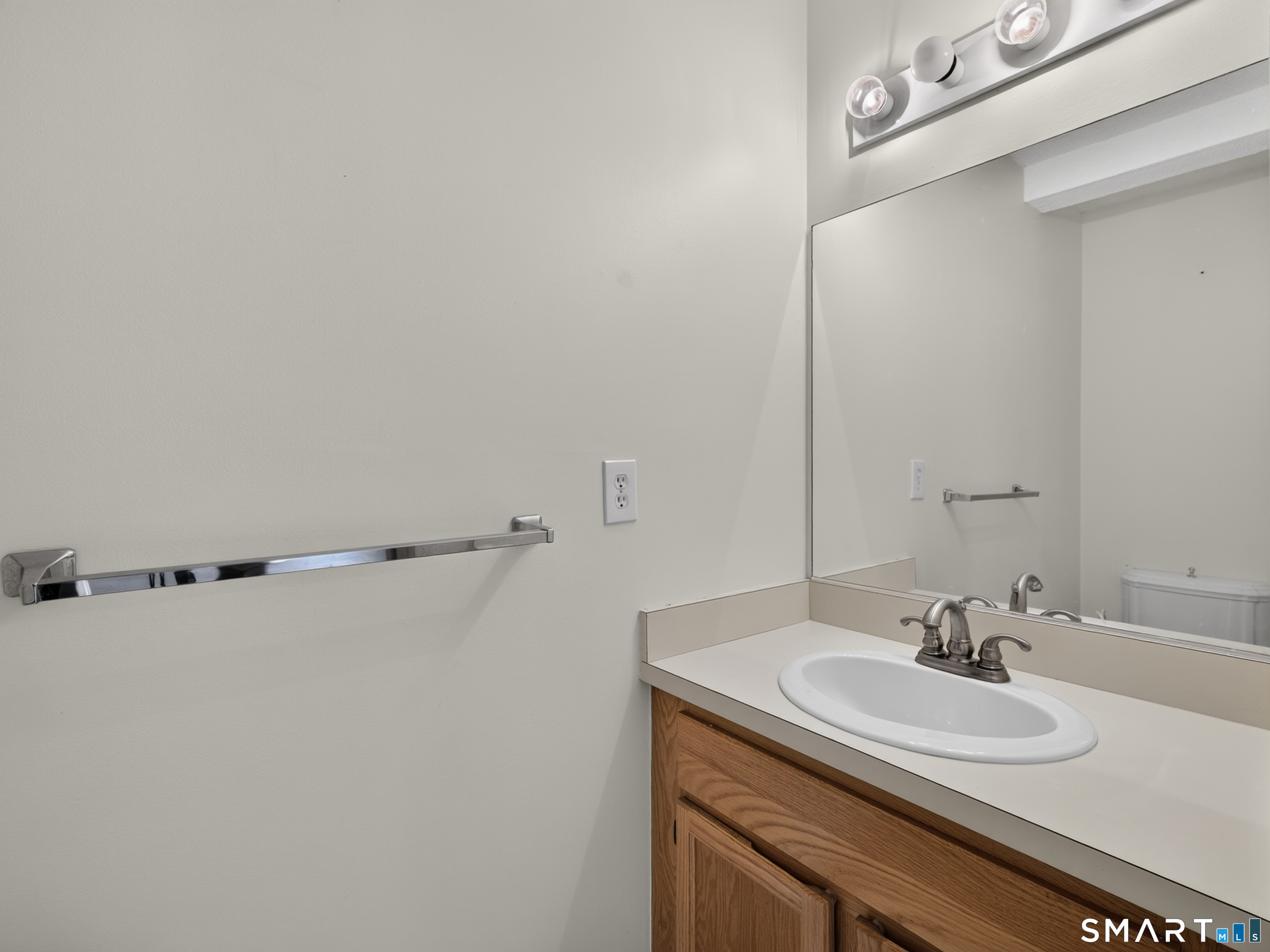 173 Russo Avenue East Haven CT 06512
