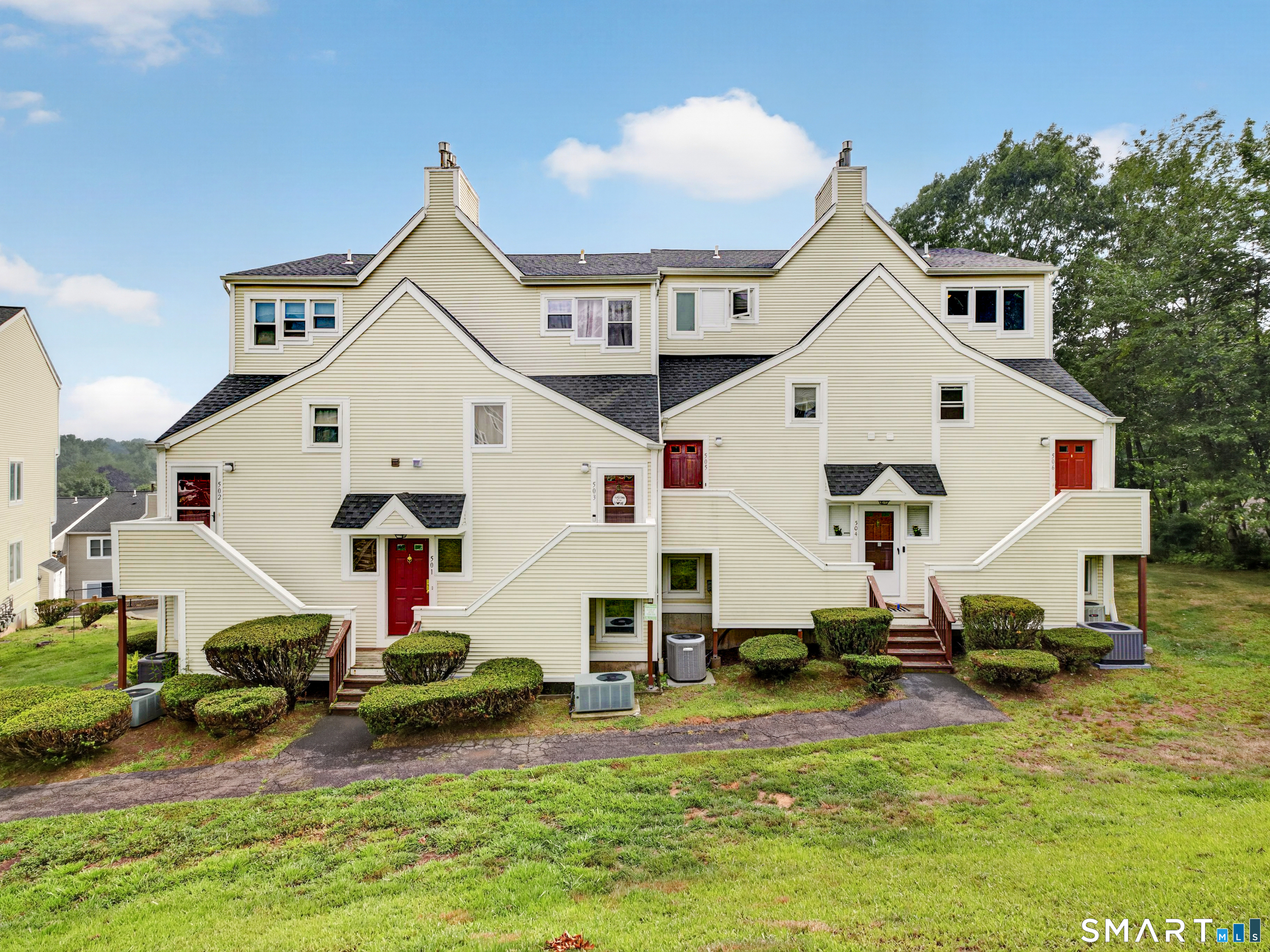 173 Russo Avenue East Haven CT 06512