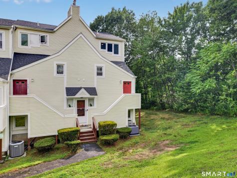 173 Russo Avenue East Haven CT 06512