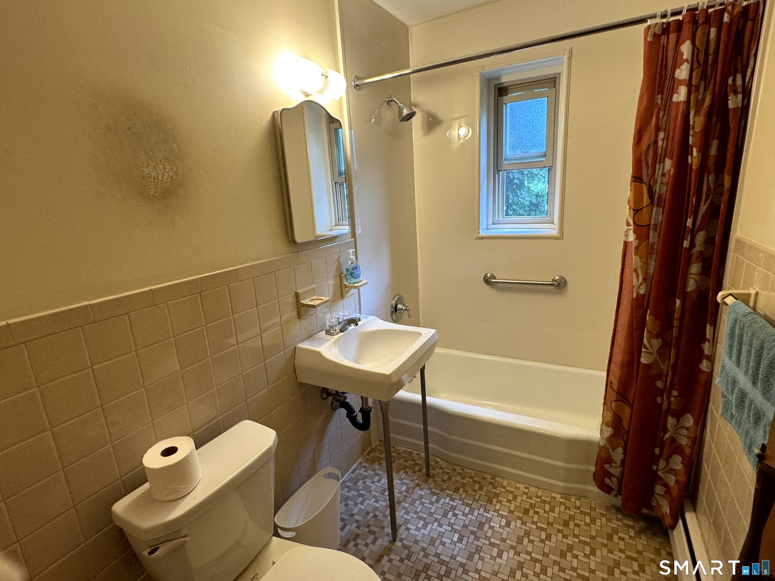70 Grove Hill Street New Britain CT 06052
