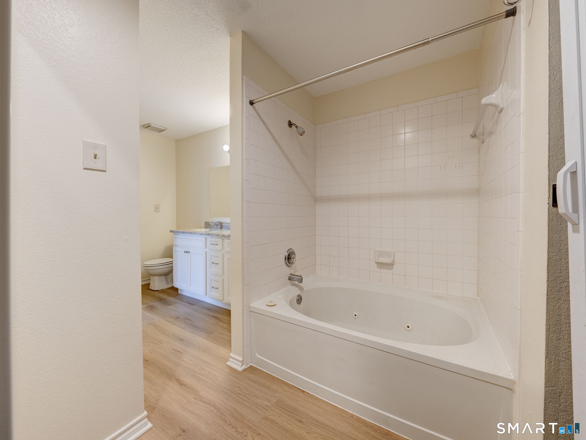 31 High Street East Hartford CT 06118
