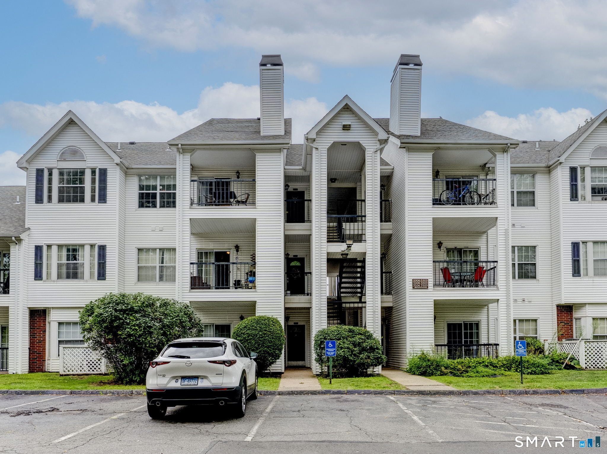 31 High Street East Hartford CT 06118