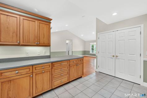 706 Kebalo Lane South Windsor CT 06074