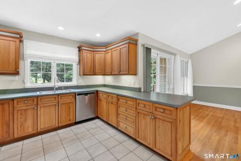706 Kebalo Lane South Windsor CT 06074