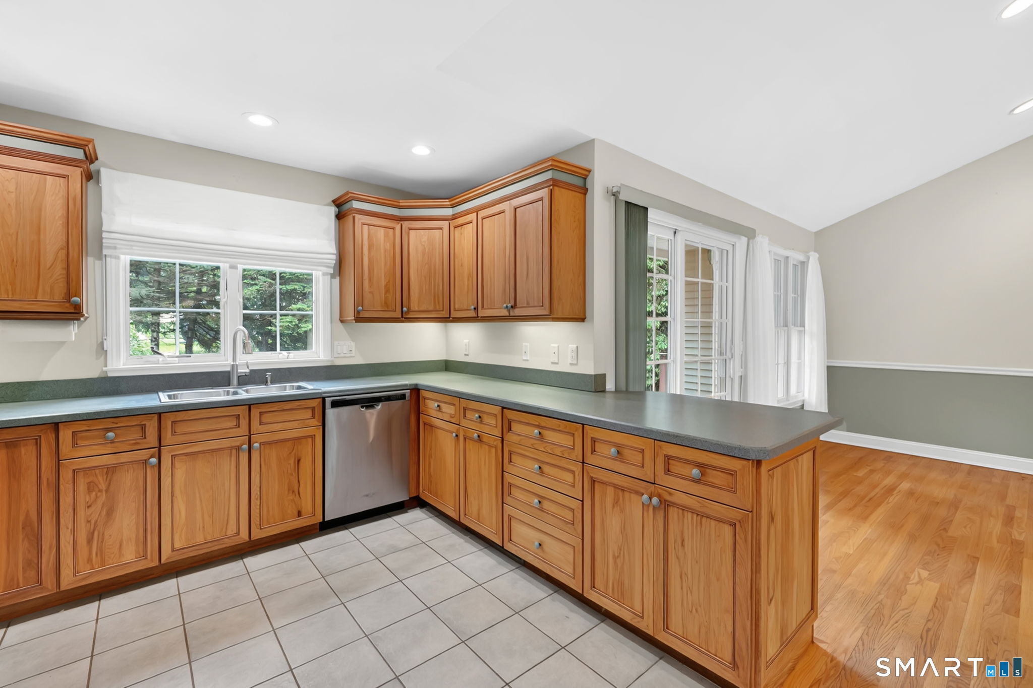 706 Kebalo Lane South Windsor CT 06074