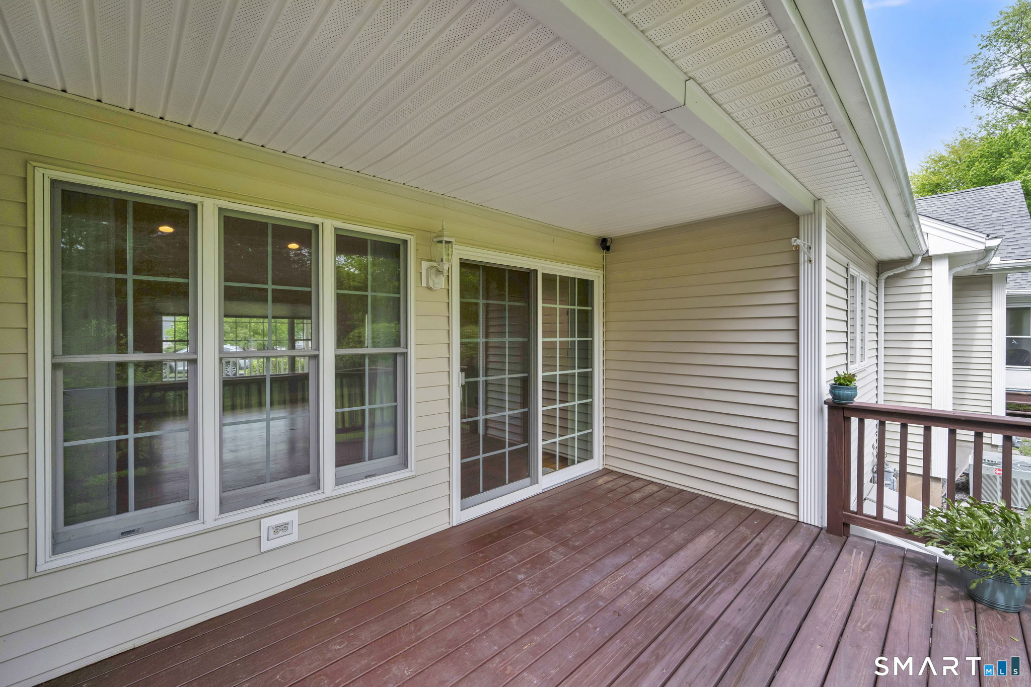 706 Kebalo Lane South Windsor CT 06074