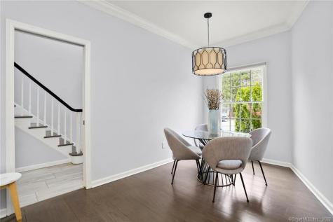13 Old Stamford Road New Canaan CT 06840