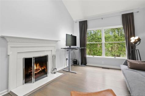 13 Old Stamford Road New Canaan CT 06840