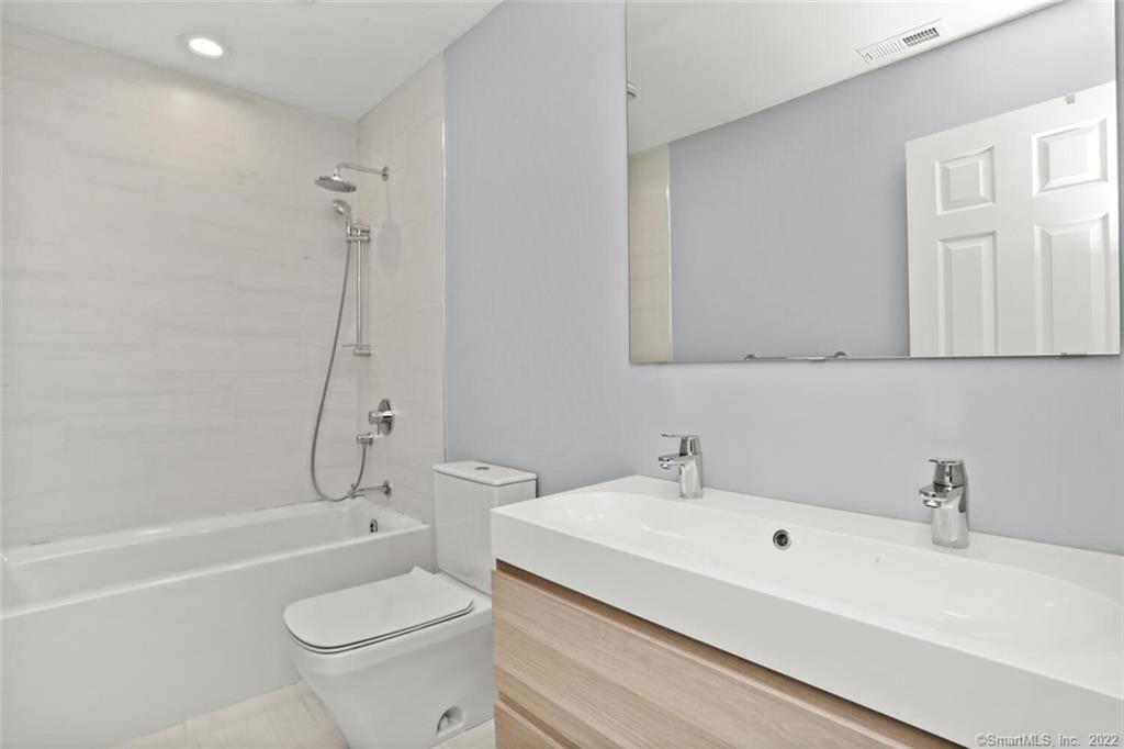 13 Old Stamford Road New Canaan CT 06840