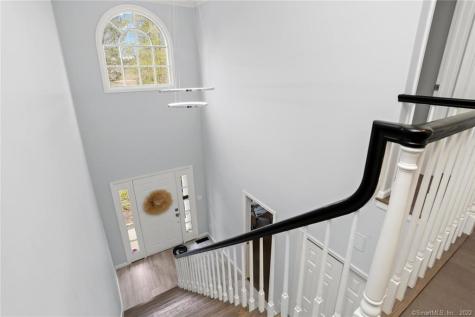 13 Old Stamford Road New Canaan CT 06840