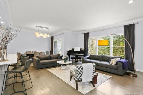 13 Old Stamford Road New Canaan CT 06840