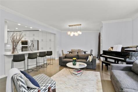13 Old Stamford Road New Canaan CT 06840