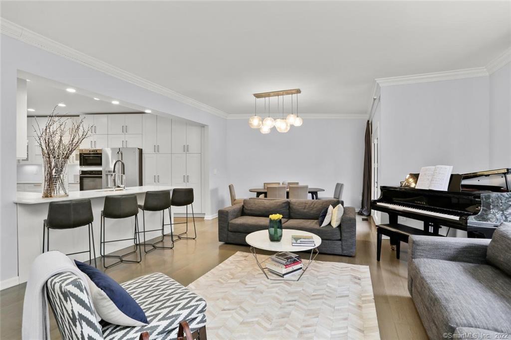 13 Old Stamford Road New Canaan CT 06840
