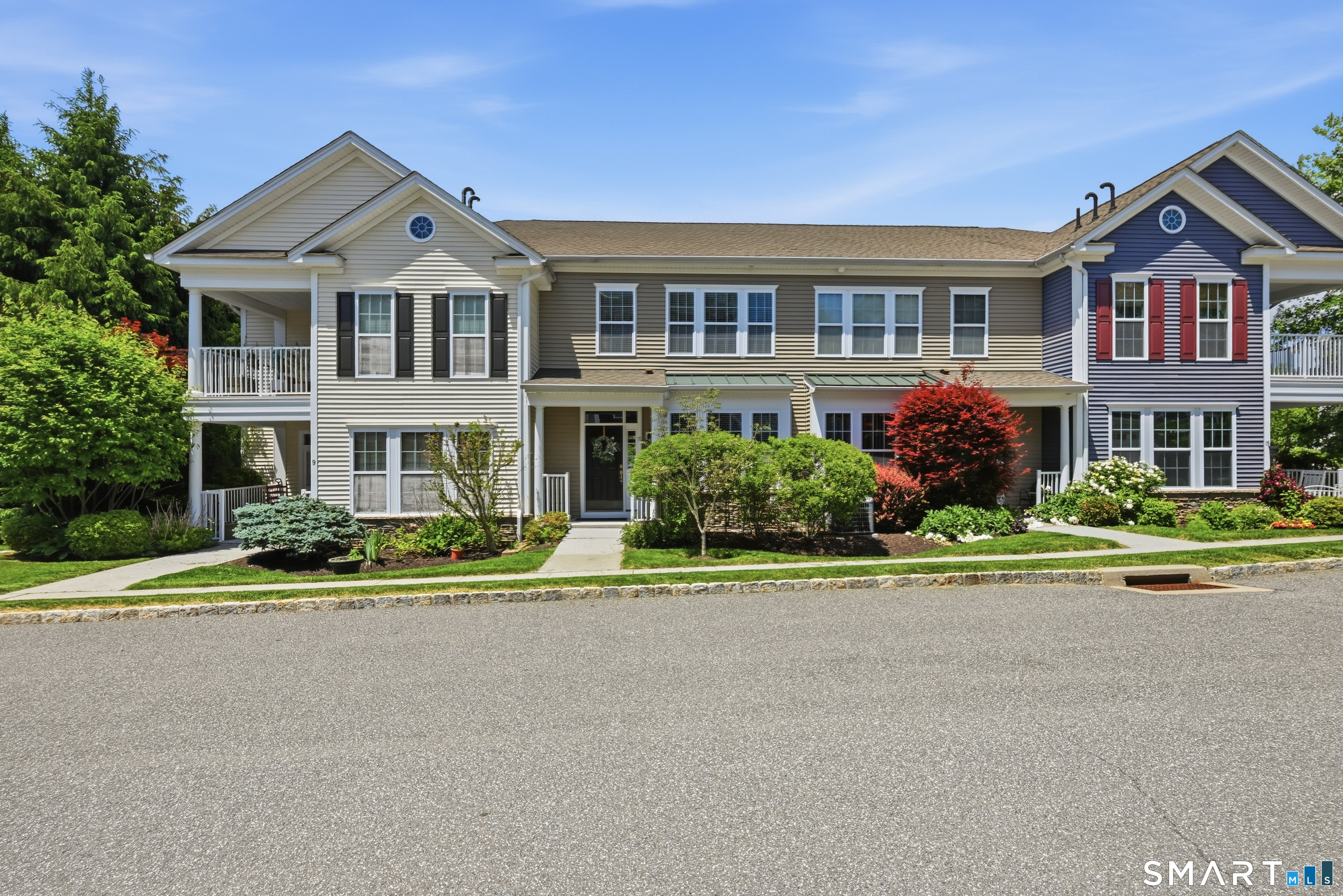 11 Orwich Court Danbury CT 06810