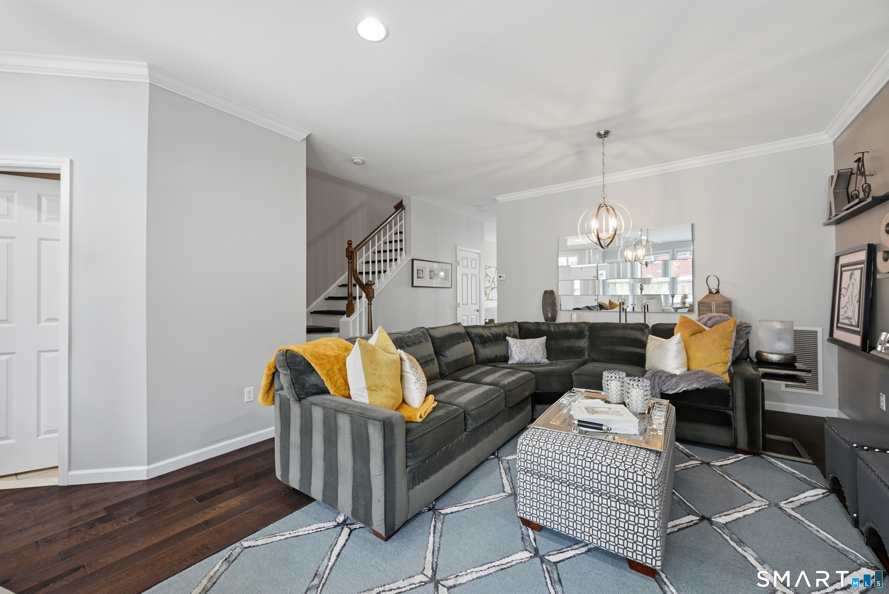 11 Orwich Court Danbury CT 06810