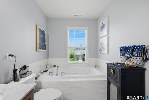 11 Orwich Court Danbury CT 06810