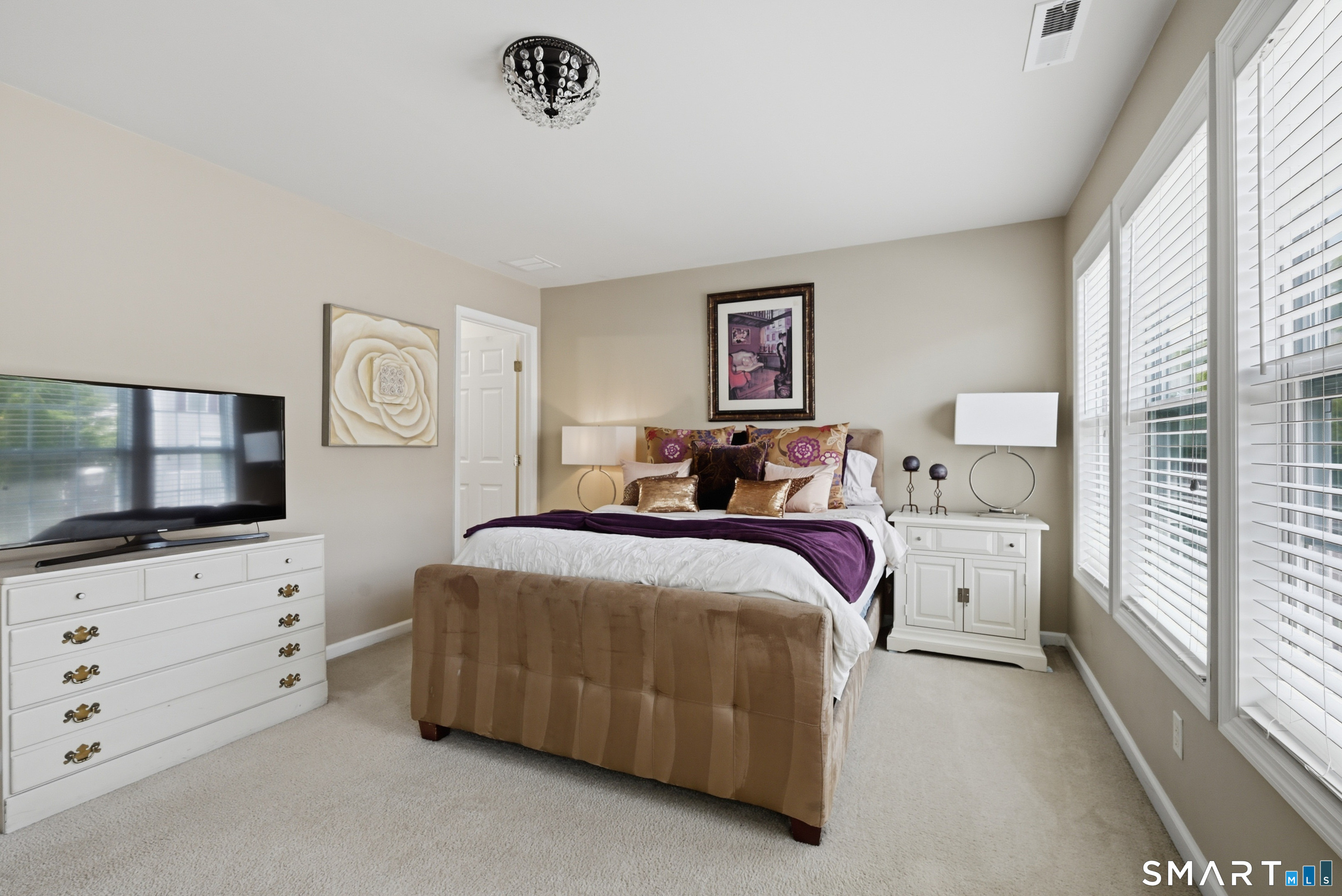 11 Orwich Court Danbury CT 06810