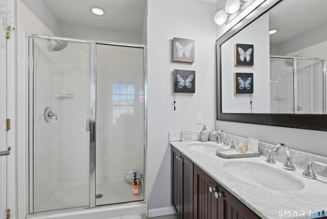 11 Orwich Court Danbury CT 06810