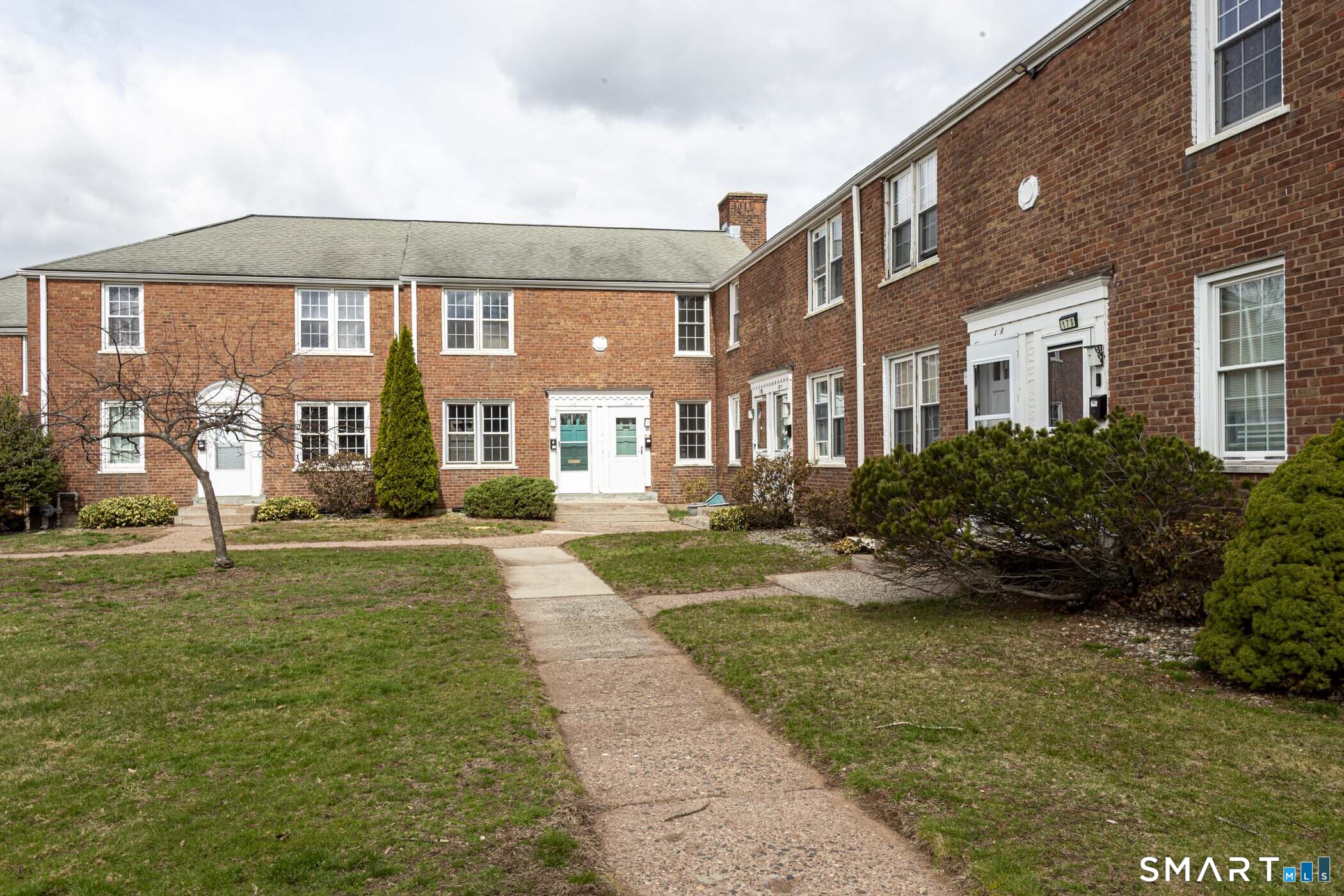 17 Garden Drive Manchester CT 06040