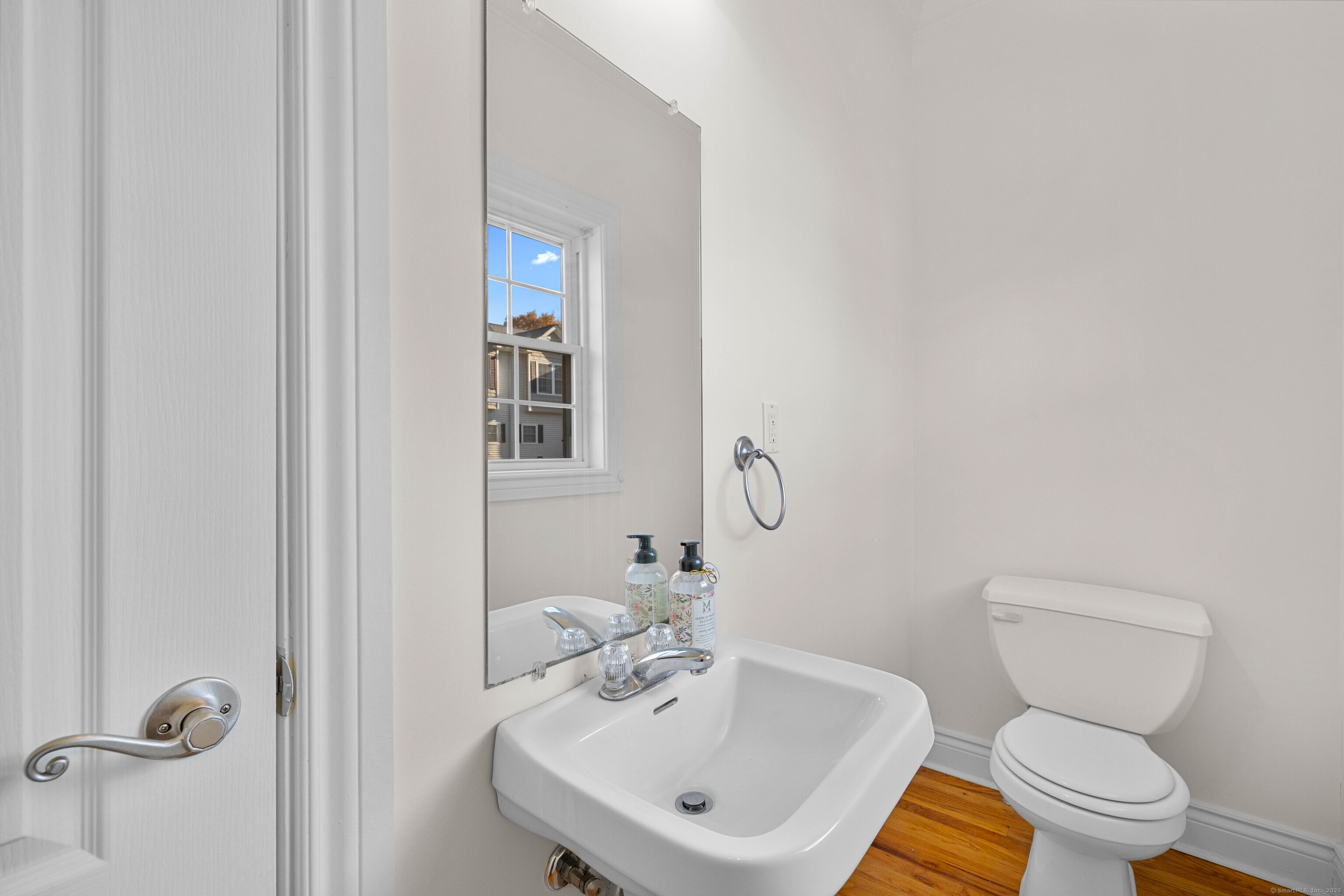 296 Hamilton Avenue Norwich CT 06360