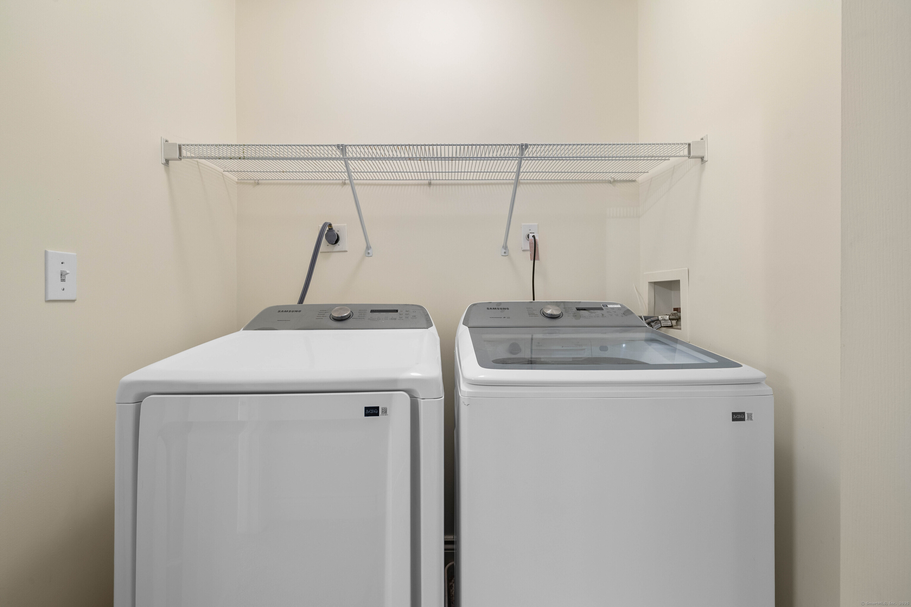 296 Hamilton Avenue Norwich CT 06360