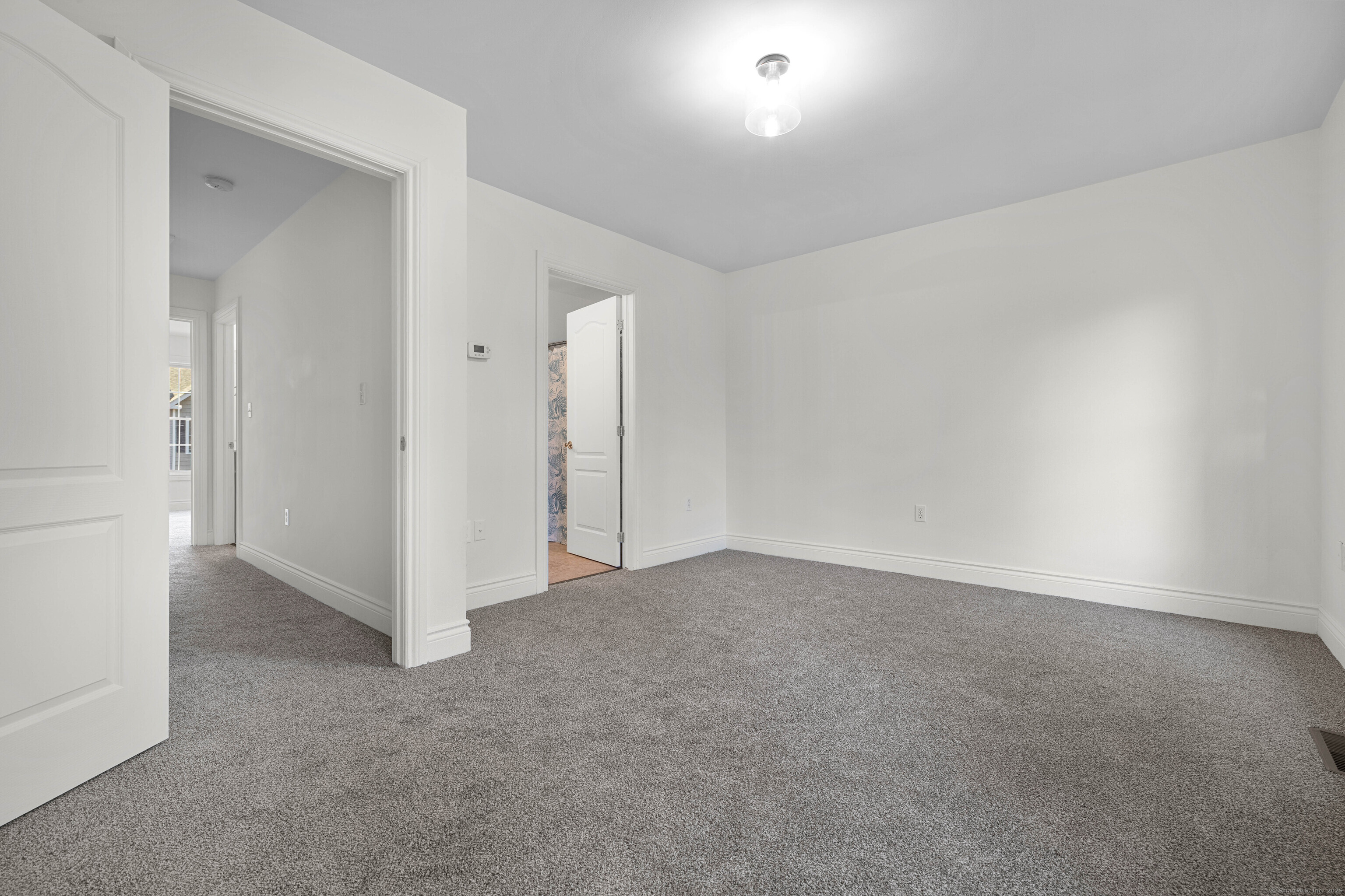 296 Hamilton Avenue Norwich CT 06360