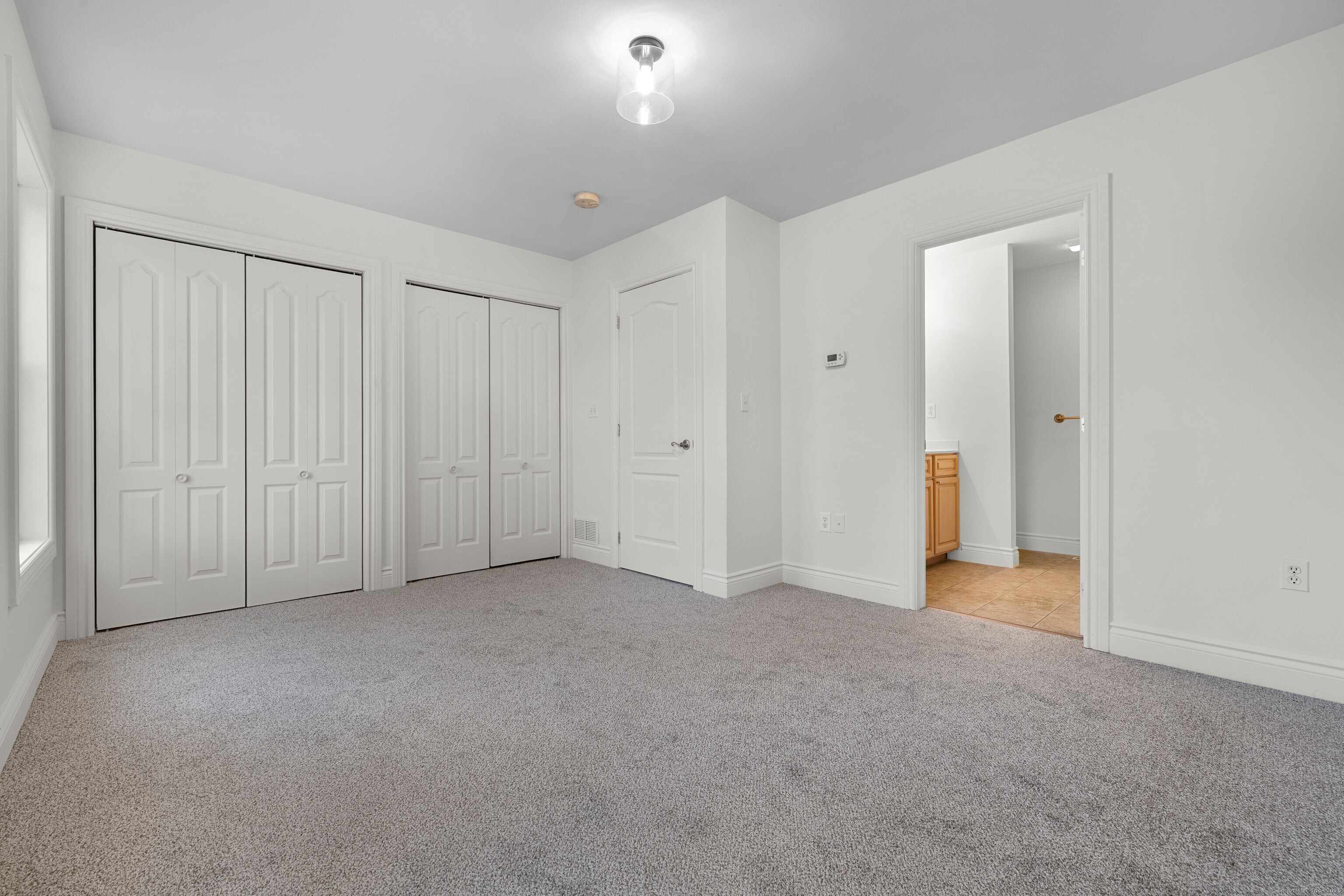 296 Hamilton Avenue Norwich CT 06360