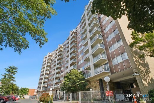 30 Woodland Street Hartford CT 06105