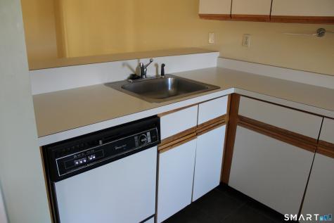 67 Apple Hill Newington CT 06111