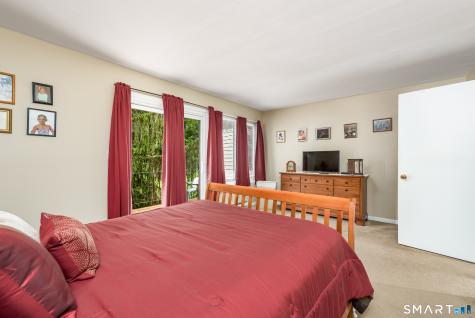 9 Hemlock Court Cromwell CT 06416