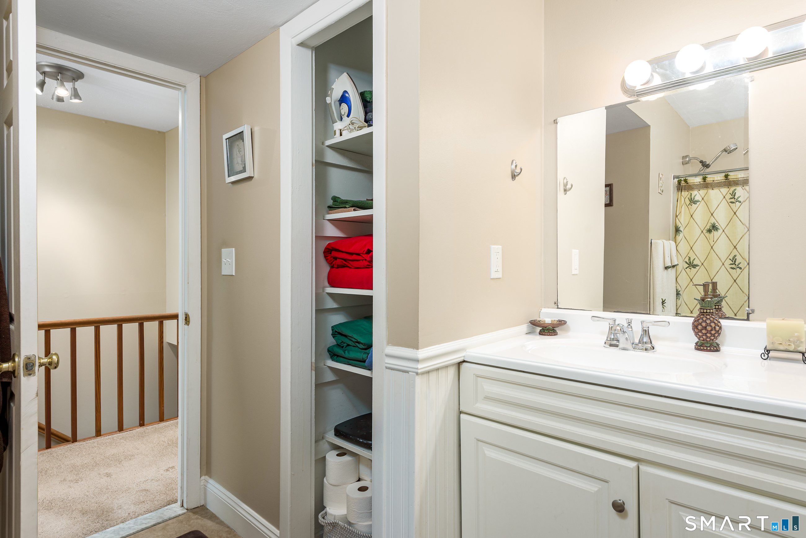 9 Hemlock Court Cromwell CT 06416