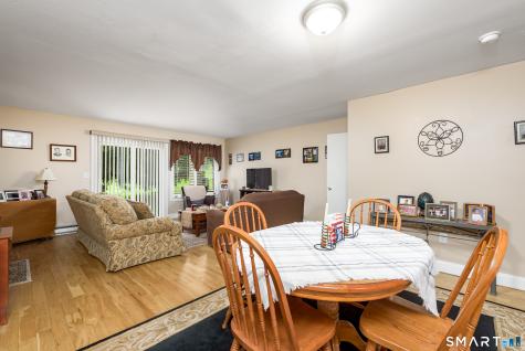 9 Hemlock Court Cromwell CT 06416