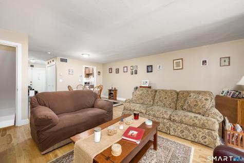 9 Hemlock Court Cromwell CT 06416