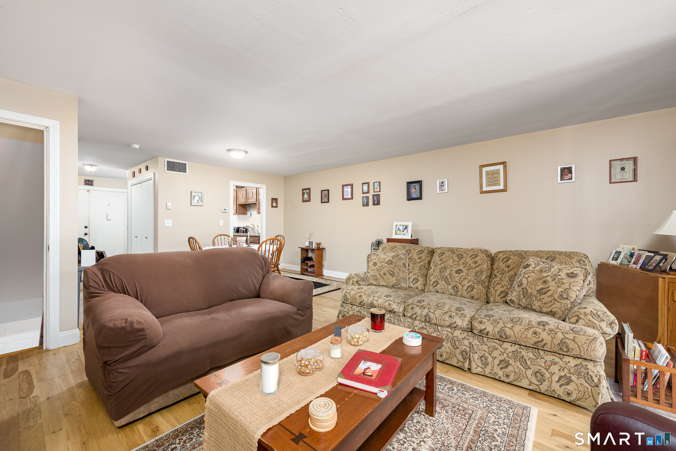 9 Hemlock Court Cromwell CT 06416