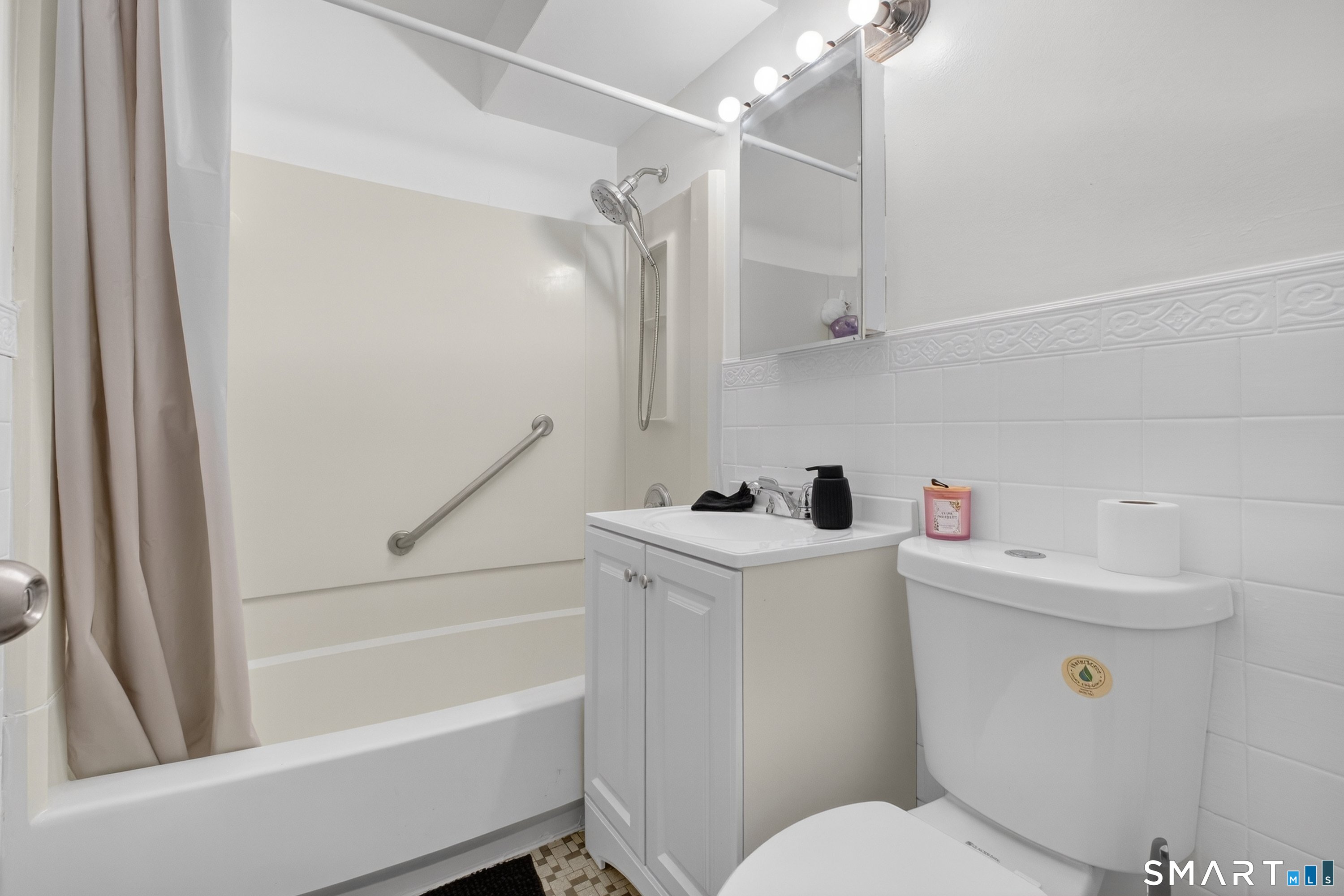 51-71 Park Avenue Danbury CT 06810
